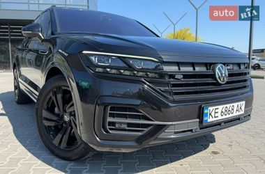 Позашляховик / Кросовер Volkswagen Touareg 2022 в Дніпрі