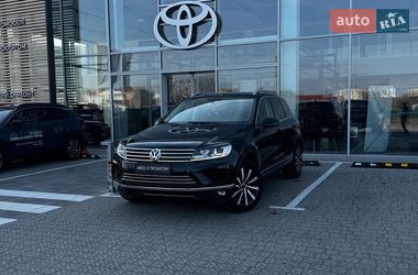 Позашляховик / Кросовер Volkswagen Touareg 2014 в Рівному