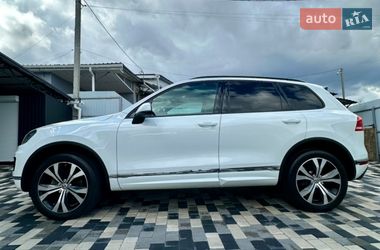 Позашляховик / Кросовер Volkswagen Touareg 2016 в Голованівську