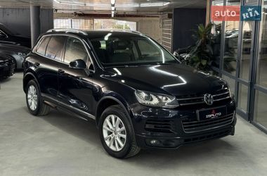 Позашляховик / Кросовер Volkswagen Touareg 2012 в Одесі
