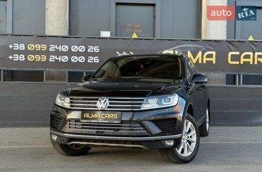 Позашляховик / Кросовер Volkswagen Touareg 2014 в Києві
