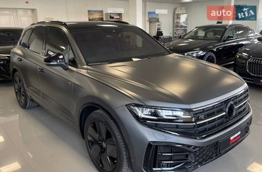 Внедорожник / Кроссовер Volkswagen Touareg 2024 в Киеве