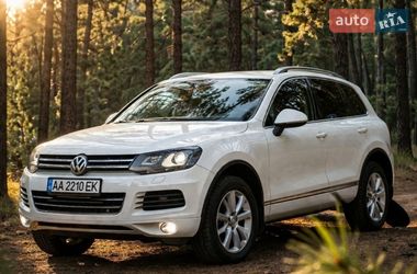 Позашляховик / Кросовер Volkswagen Touareg 2012 в Охтирці