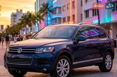Позашляховик / Кросовер Volkswagen Touareg 2013 в Івано-Франківську