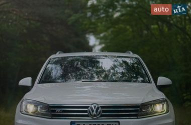 Позашляховик / Кросовер Volkswagen Touareg 2014 в Кропивницькому