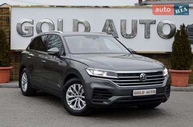 Внедорожник / Кроссовер Volkswagen Touareg 2019 в Одессе