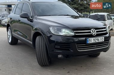 Внедорожник / Кроссовер Volkswagen Touareg 2011 в Миргороде