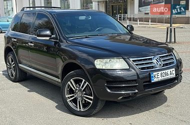 Позашляховик / Кросовер Volkswagen Touareg 2004 в Дніпрі