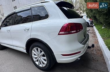 Позашляховик / Кросовер Volkswagen Touareg 2012 в Одесі