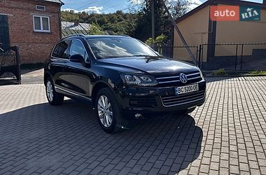 Внедорожник / Кроссовер Volkswagen Touareg 2013 в Львове
