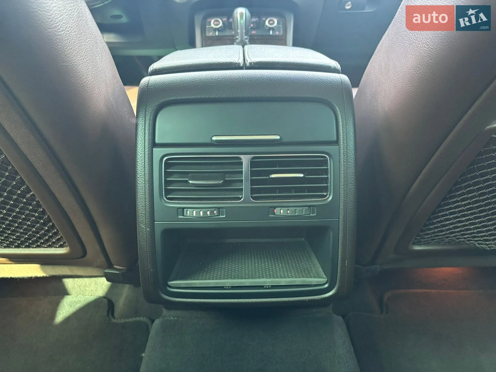 2014 Volkswagen Touareg - мініатюра 34