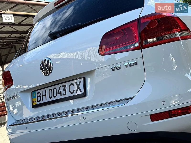 Volkswagen Touareg 2011 VIN WVGZZZ7PZBD028420 фото оголошення 49 з 162