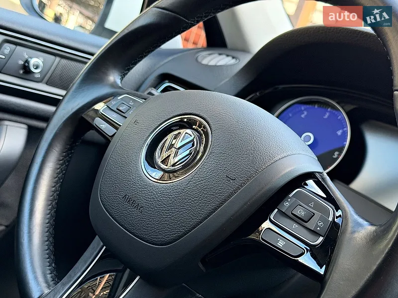 Volkswagen Touareg 2011 VIN WVGZZZ7PZBD028420 фото оголошення 56 з 162