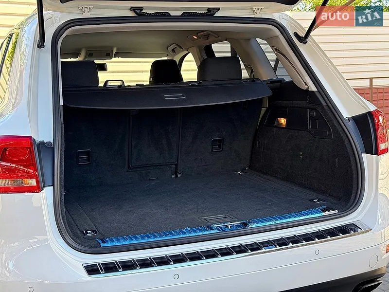 Volkswagen Touareg 2011 VIN WVGZZZ7PZBD028420 фото оголошення 111 з 162