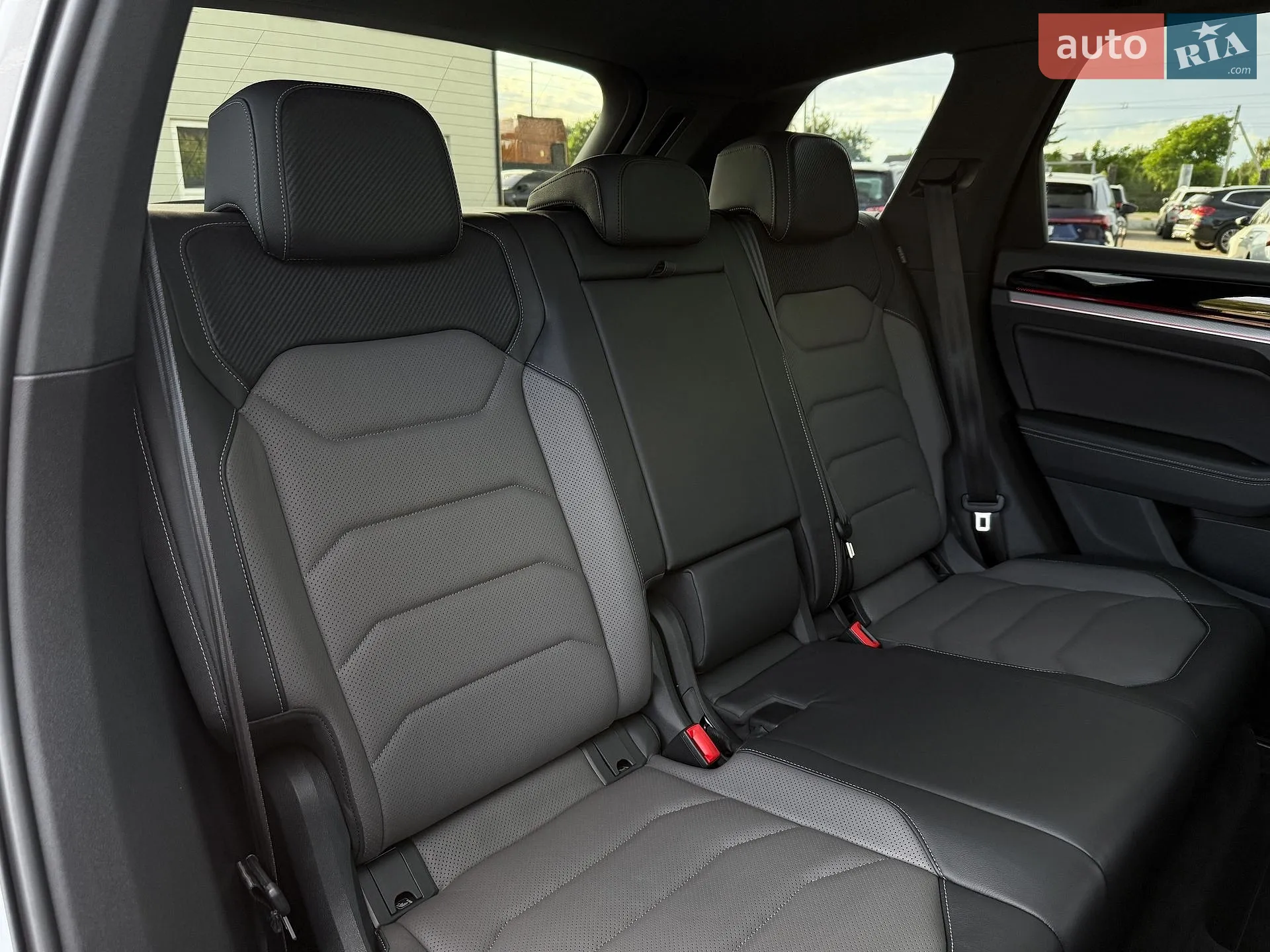2021 Volkswagen Touareg - мініатюра 86