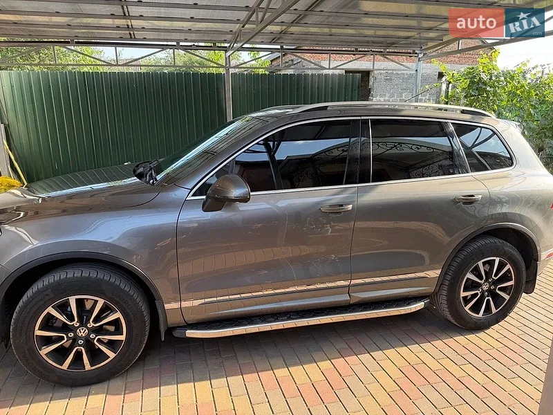 Volkswagen Touareg