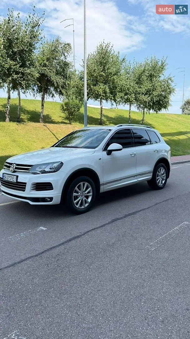 2012 Volkswagen Touareg - мініатюра 3
