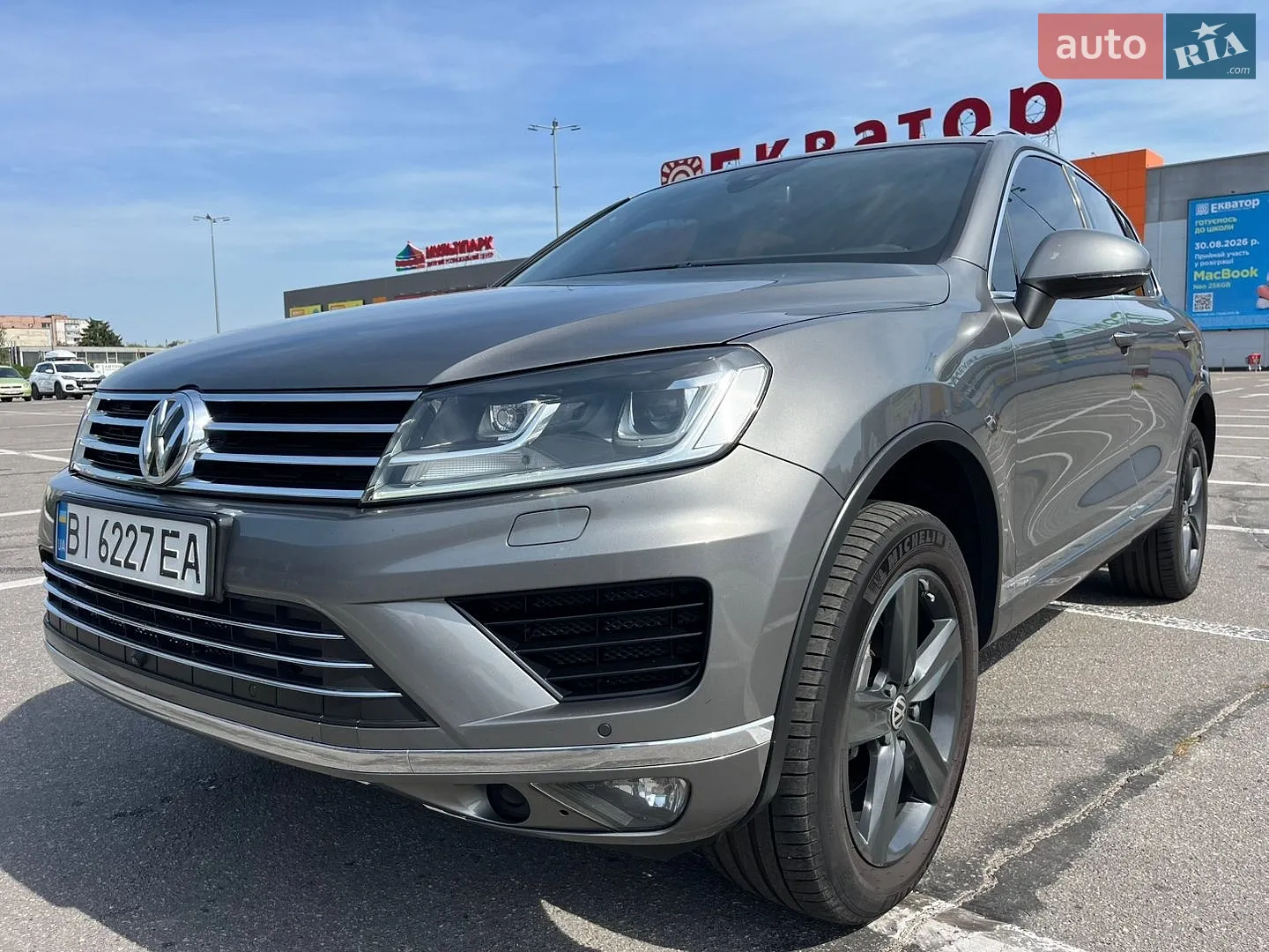 2015 Volkswagen Touareg - мініатюра 4