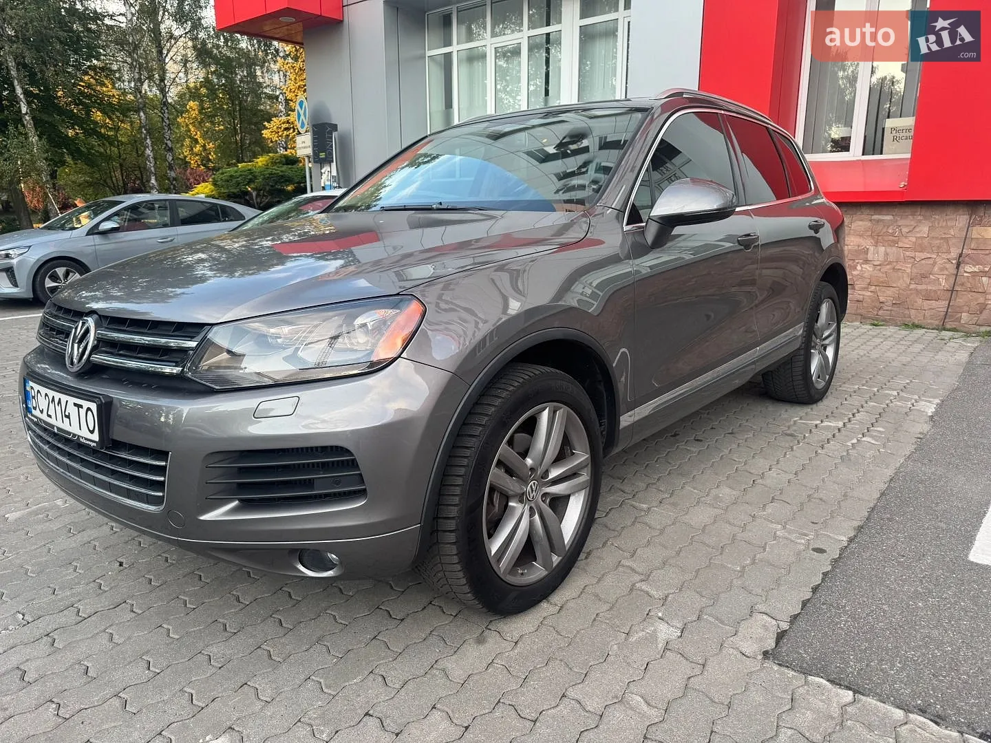 2012 Volkswagen Touareg - мініатюра 3