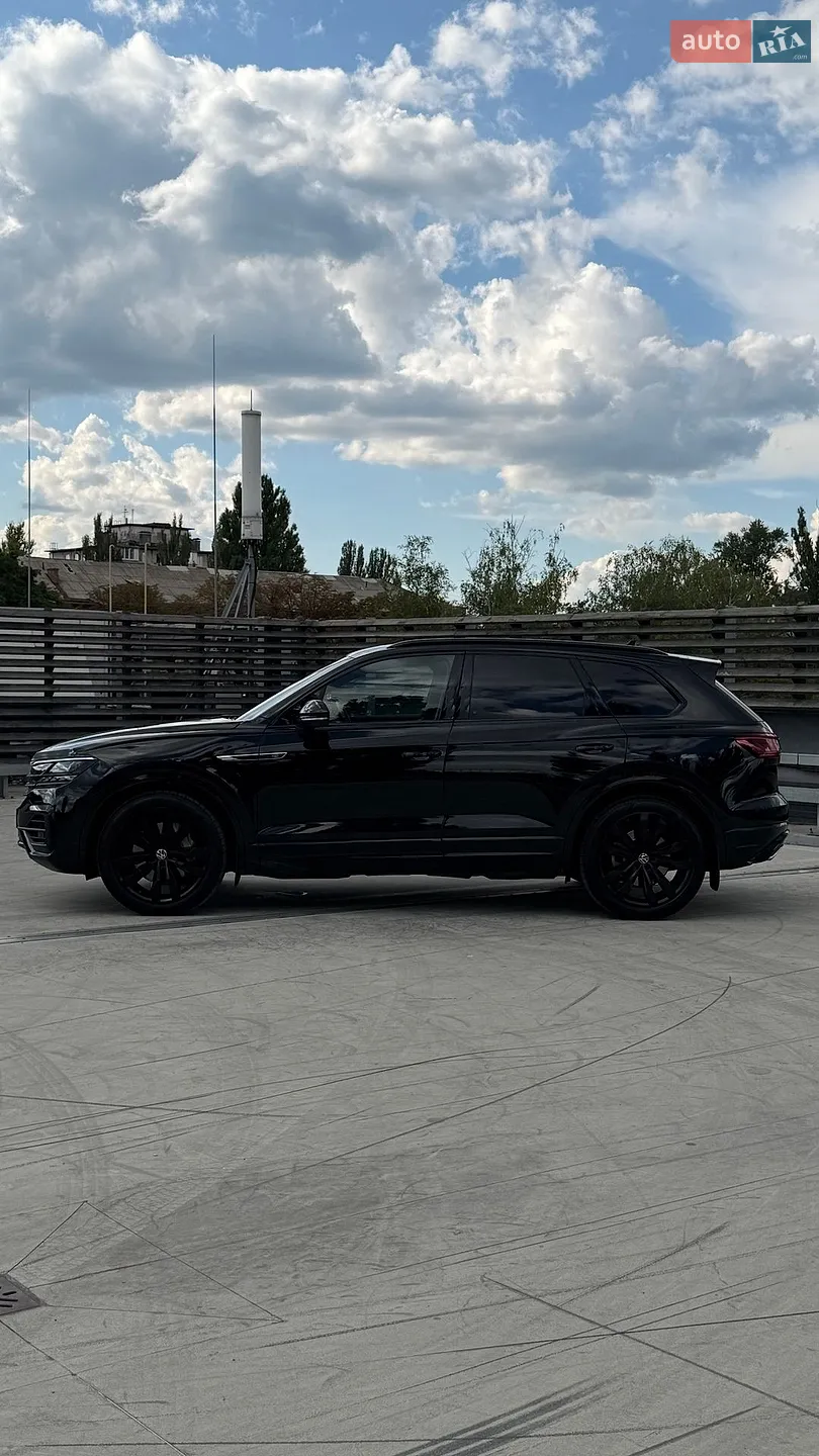 2022 Volkswagen Touareg - мініатюра 16