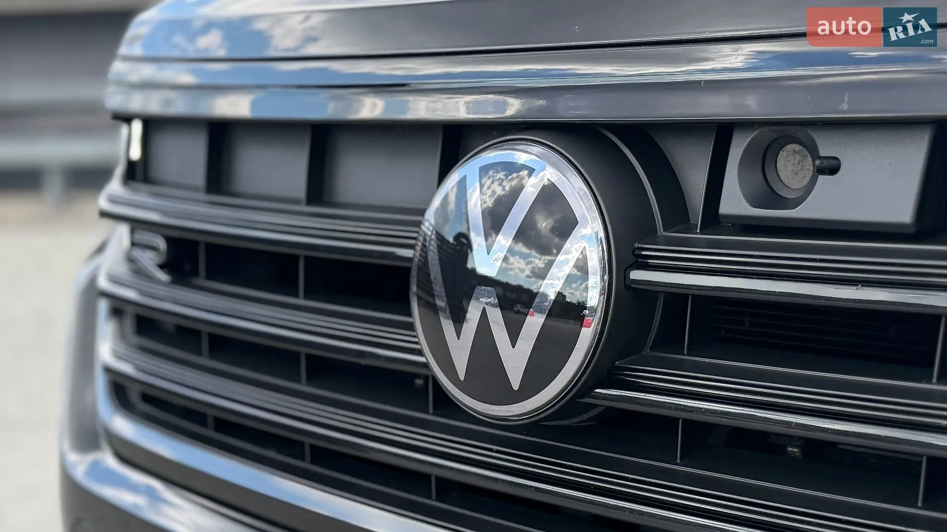 2022 Volkswagen Touareg - мініатюра 7
