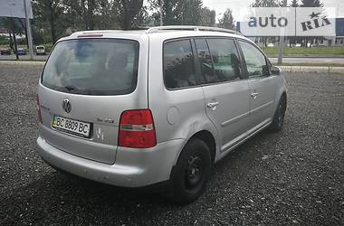  Volkswagen Touran 2003 в Львове