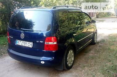  Volkswagen Touran 2004 в Ивано-Франковске