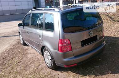 Мінівен Volkswagen Touran 2006 в 