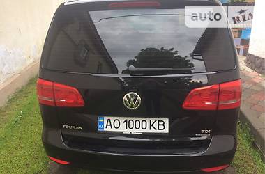 Минивэн Volkswagen Touran 2015 в 