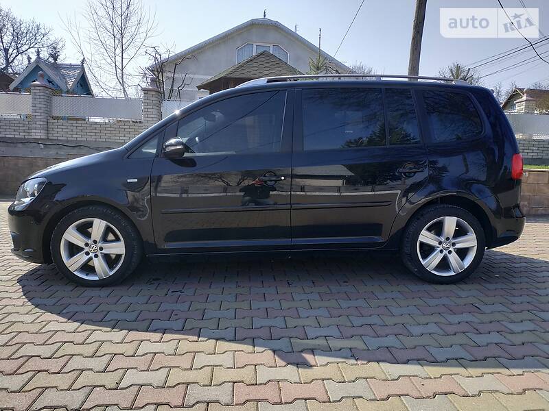 Универсал Volkswagen Touran 2013 в Черновцах