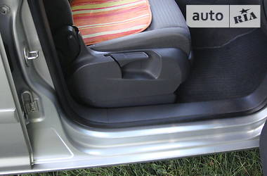 Універсал Volkswagen Touran 2004 в 