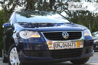 Минивэн Volkswagen Touran 2008 в Трускавце