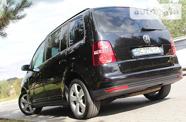 Минивэн Volkswagen Touran 2008 в Дрогобыче