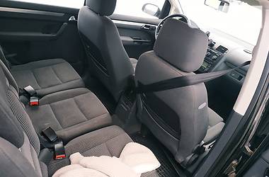Мінівен Volkswagen Touran 2004 в 