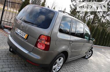 Минивэн Volkswagen Touran 2009 в Трускавце