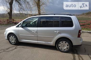 Мінівен Volkswagen Touran 2007 в 