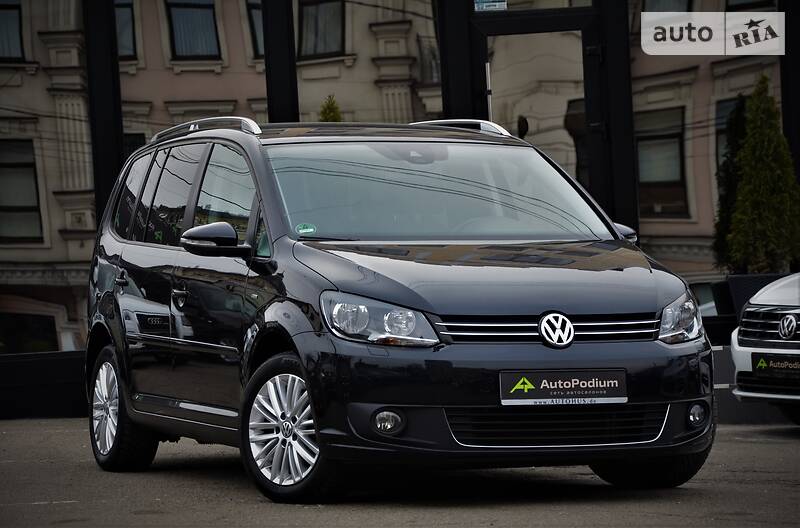 Універсал Volkswagen Touran 2015 в 