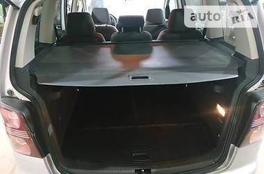 Мінівен Volkswagen Touran 2007 в 