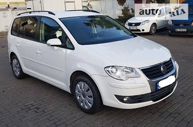 Мінівен Volkswagen Touran 2008 в 