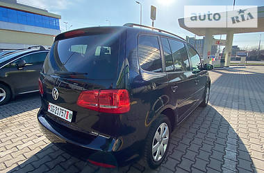 Мінівен Volkswagen Touran 2010 в 