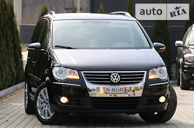 Универсал Volkswagen Touran 2010 в Трускавце