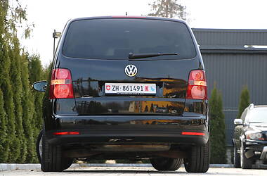 Универсал Volkswagen Touran 2010 в Трускавце