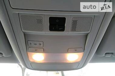 Мінівен Volkswagen Touran 2015 в 