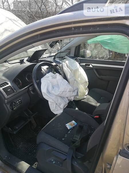 Мінівен Volkswagen Touran 2012 в Макарові фото 5 Мінівен Volkswagen Touran 2012 в Макарові