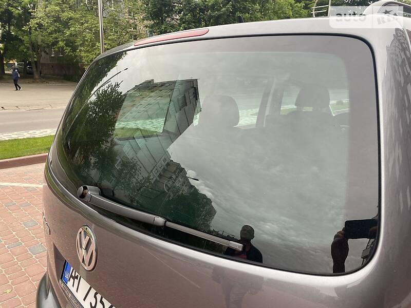 Універсал Volkswagen Touran 2006 в Івано-Франківську