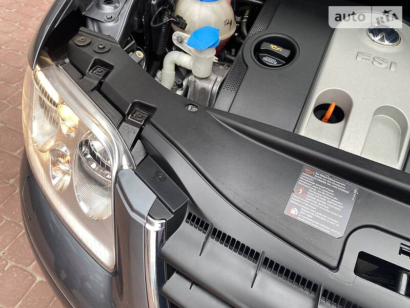 Універсал Volkswagen Touran 2006 в Івано-Франківську