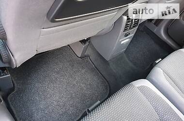 Мінівен Volkswagen Touran 2011 в 