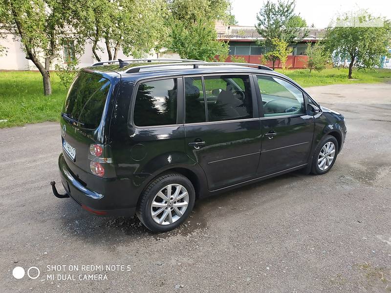 Універсал Volkswagen Touran 2009 в Дубні