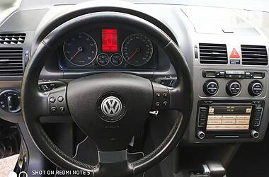 Універсал Volkswagen Touran 2009 в 