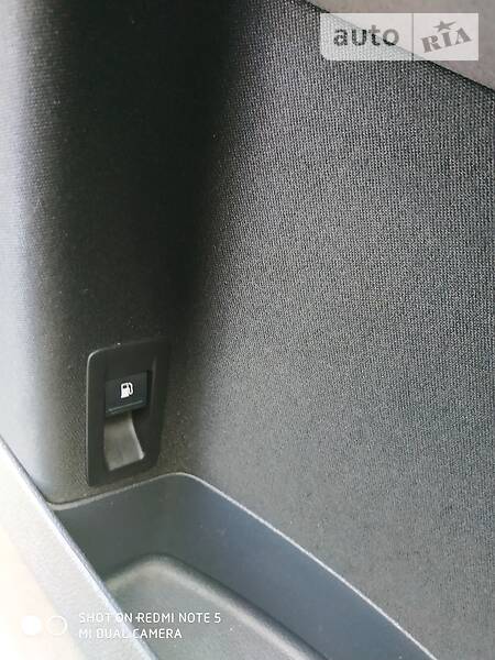 Універсал Volkswagen Touran 2009 в Дубні